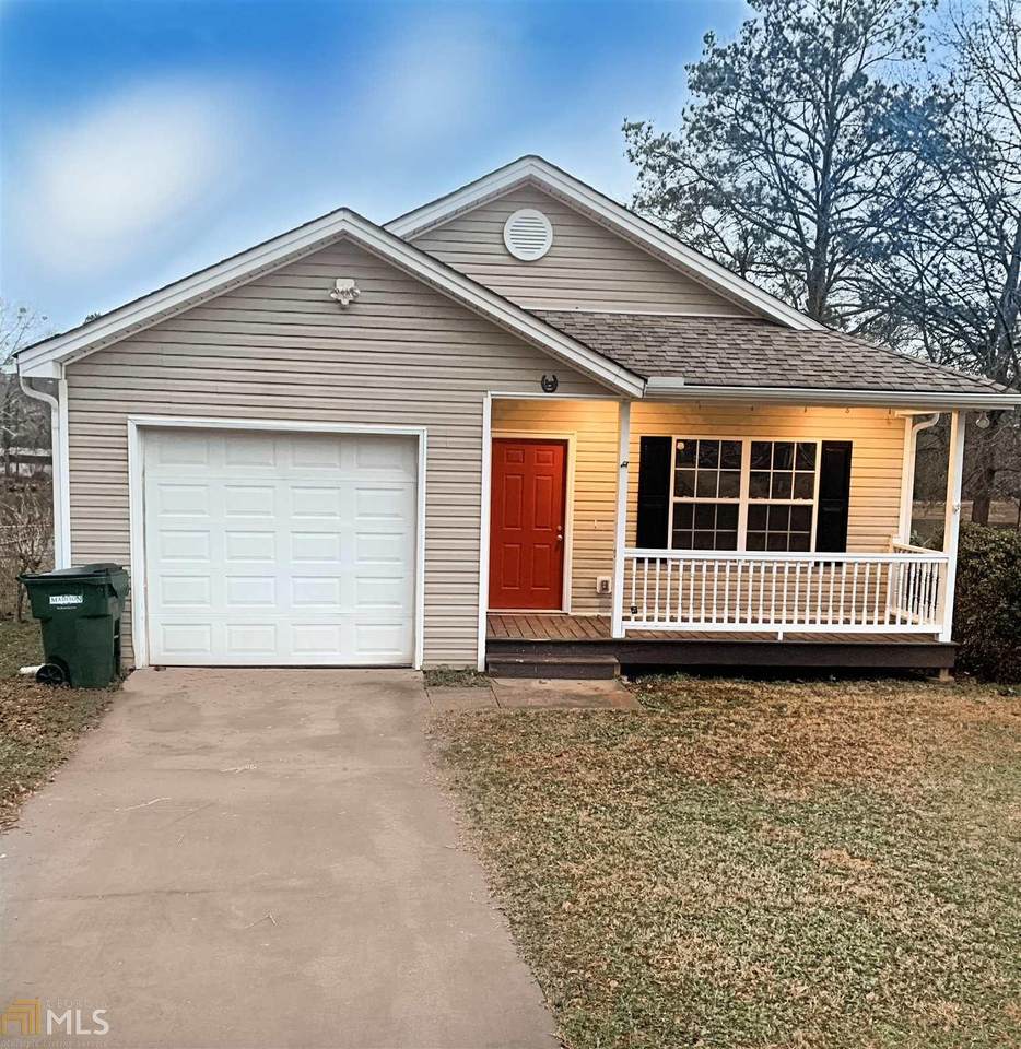1159 Bell Cir - Photo 1