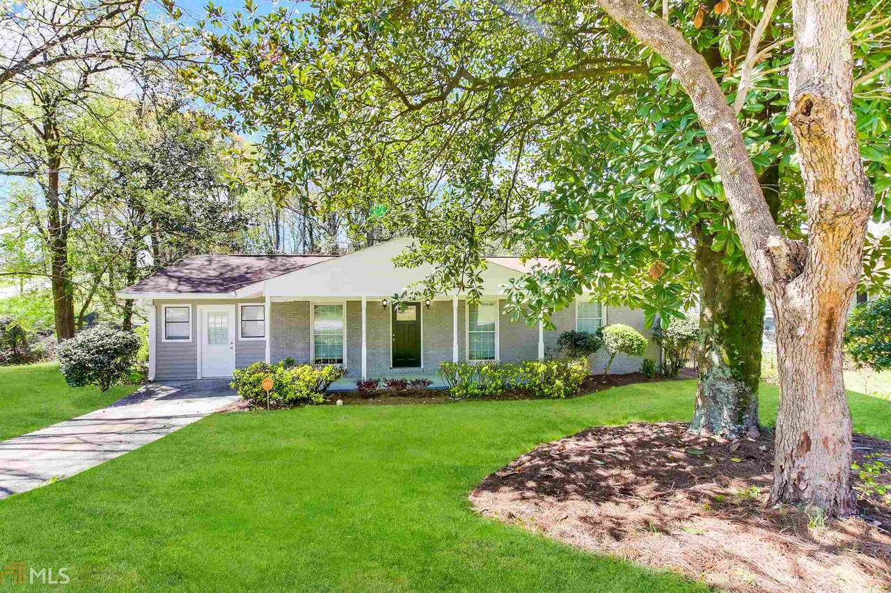 2973 Cambridge Dr - Photo 1