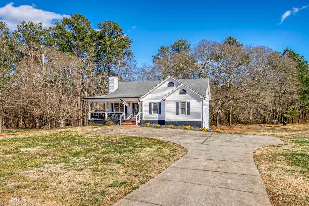 3318 Chandler Rd - Photo 1
