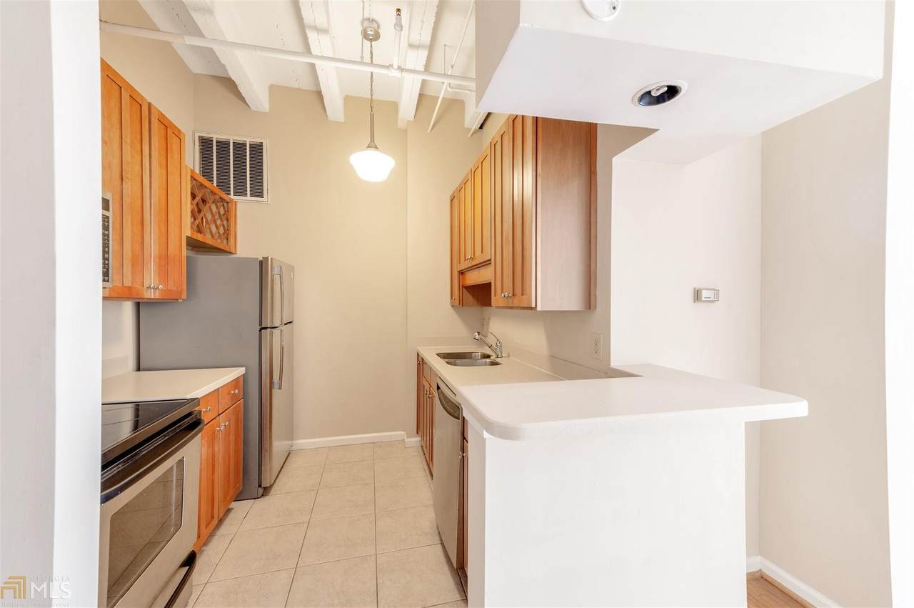 32 Peachtree St - Photo 1