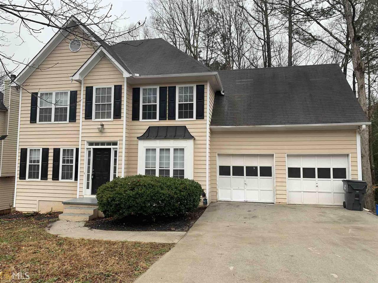 2022 Whitfield Ln - Photo 1