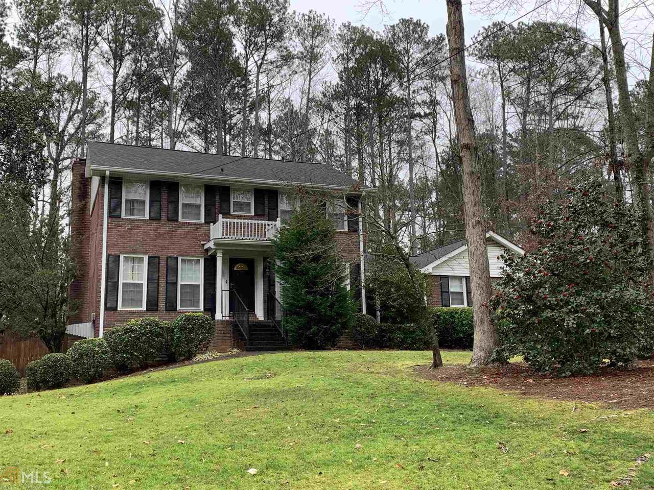1230 Brookside - Photo 1