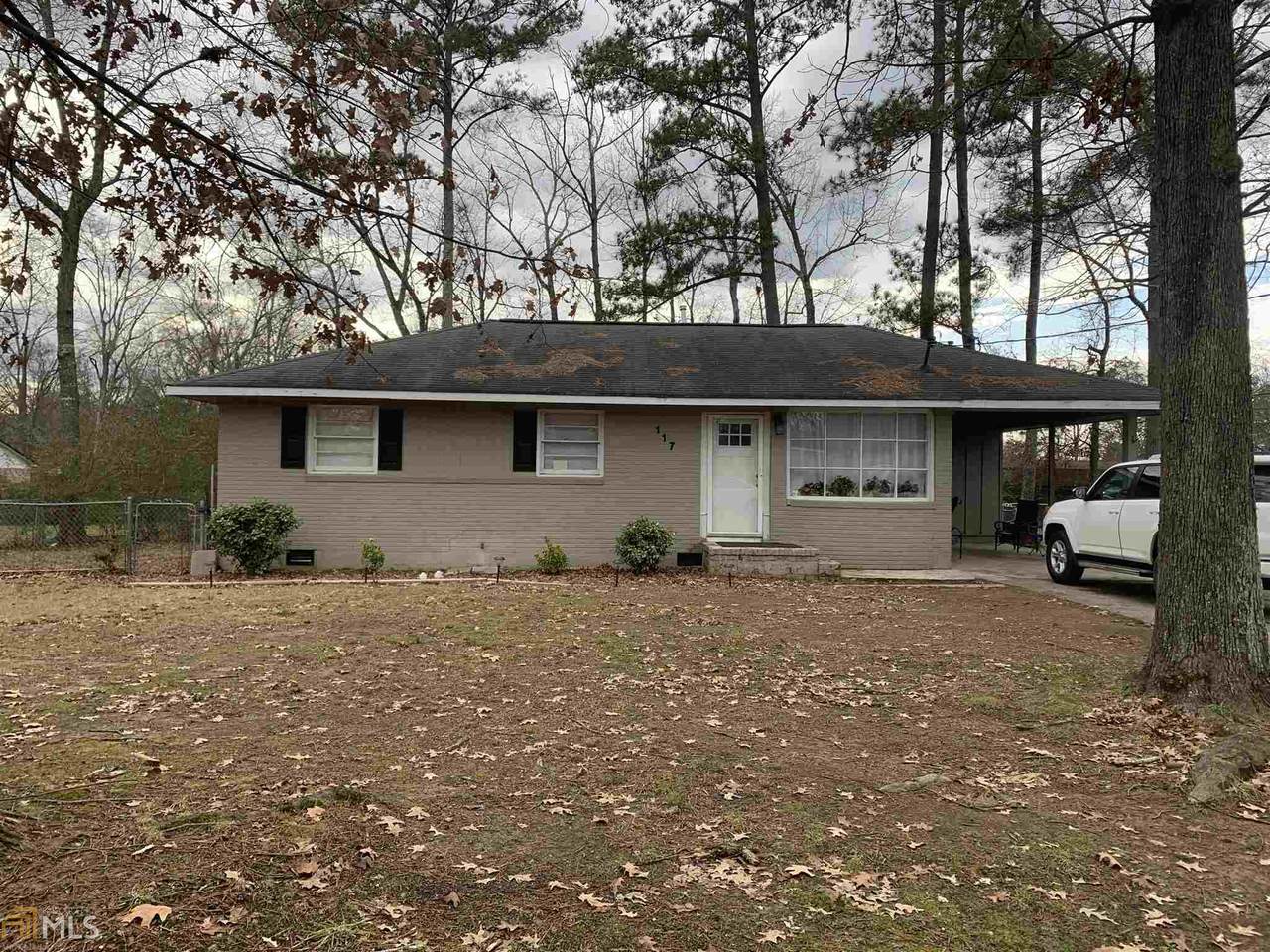 117 Mathis - Photo 1