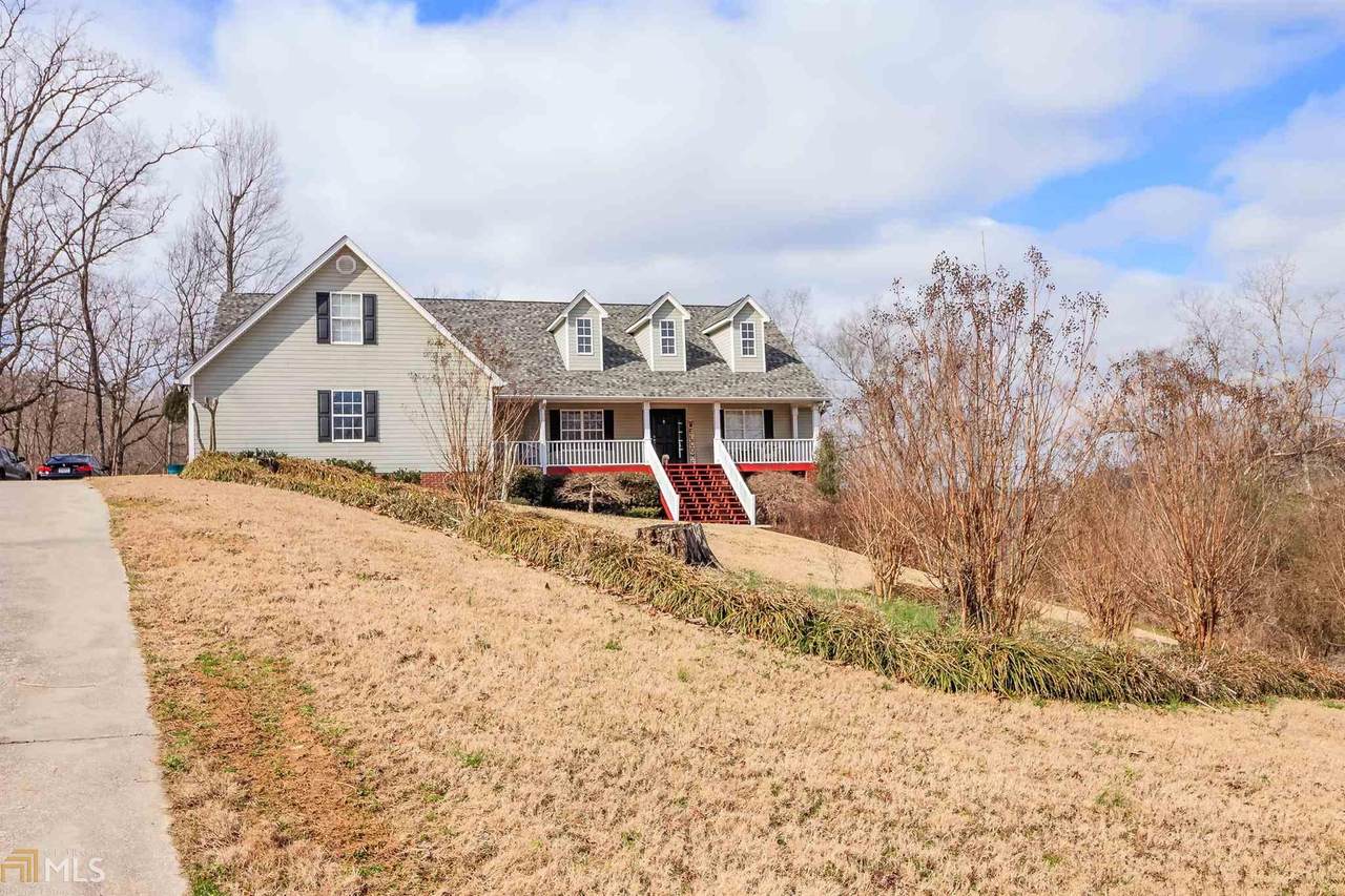 669 Tanglewood Dr - Photo 1
