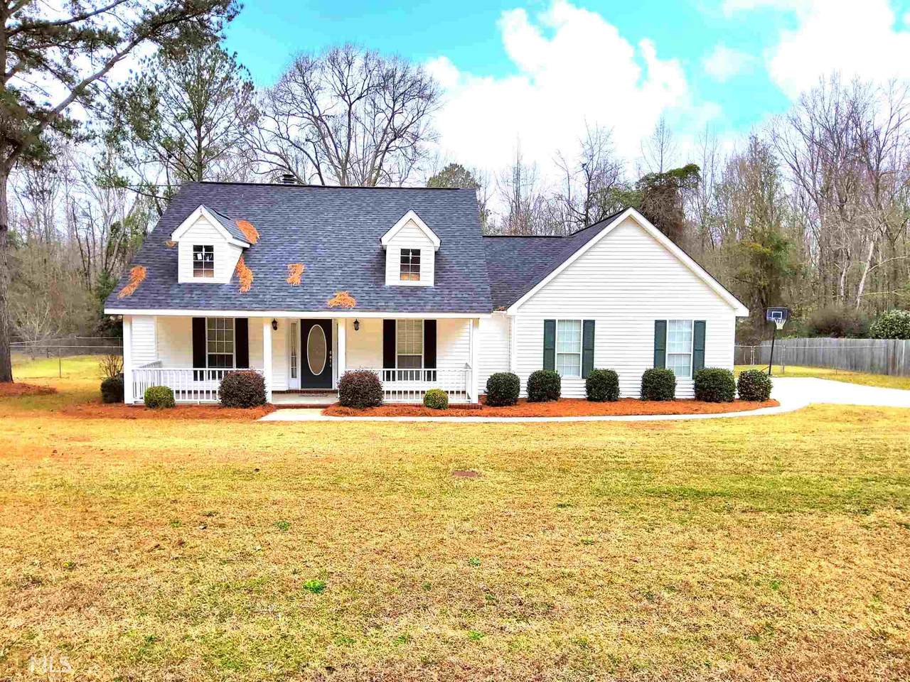 2568 Westover Dr - Photo 1