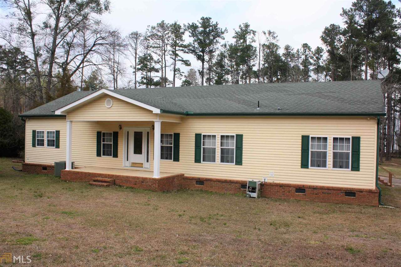 1008 Lakeshore Dr - Photo 1