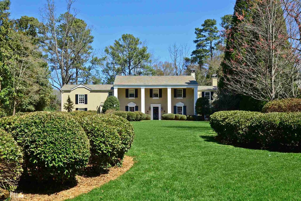 1737 Wesley Rd - Photo 1