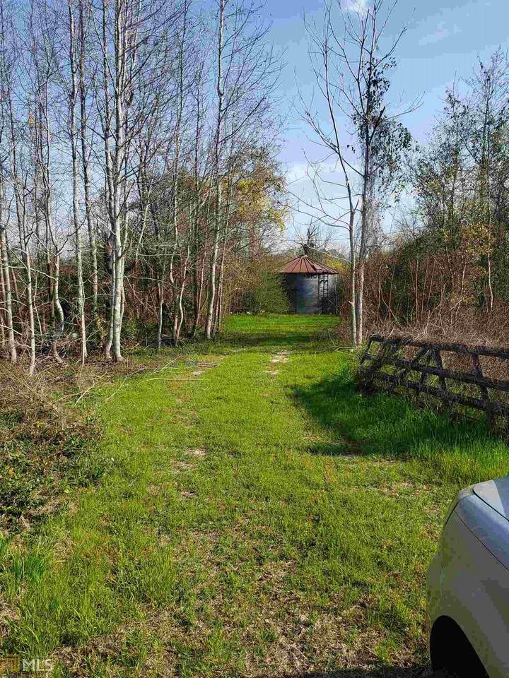 9428 Ozell Rd - Photo 1