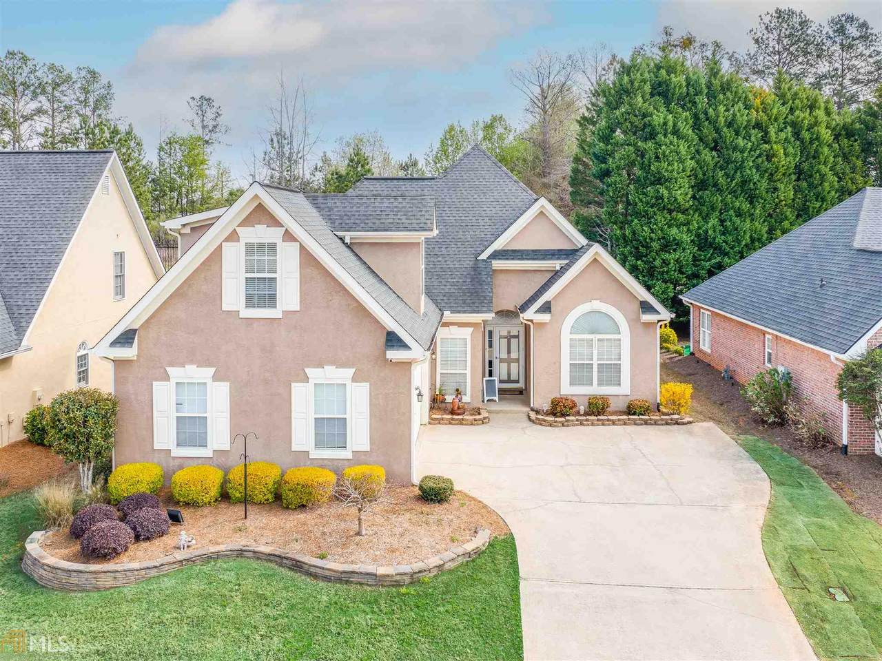 141 Wexford Ct - Photo 1