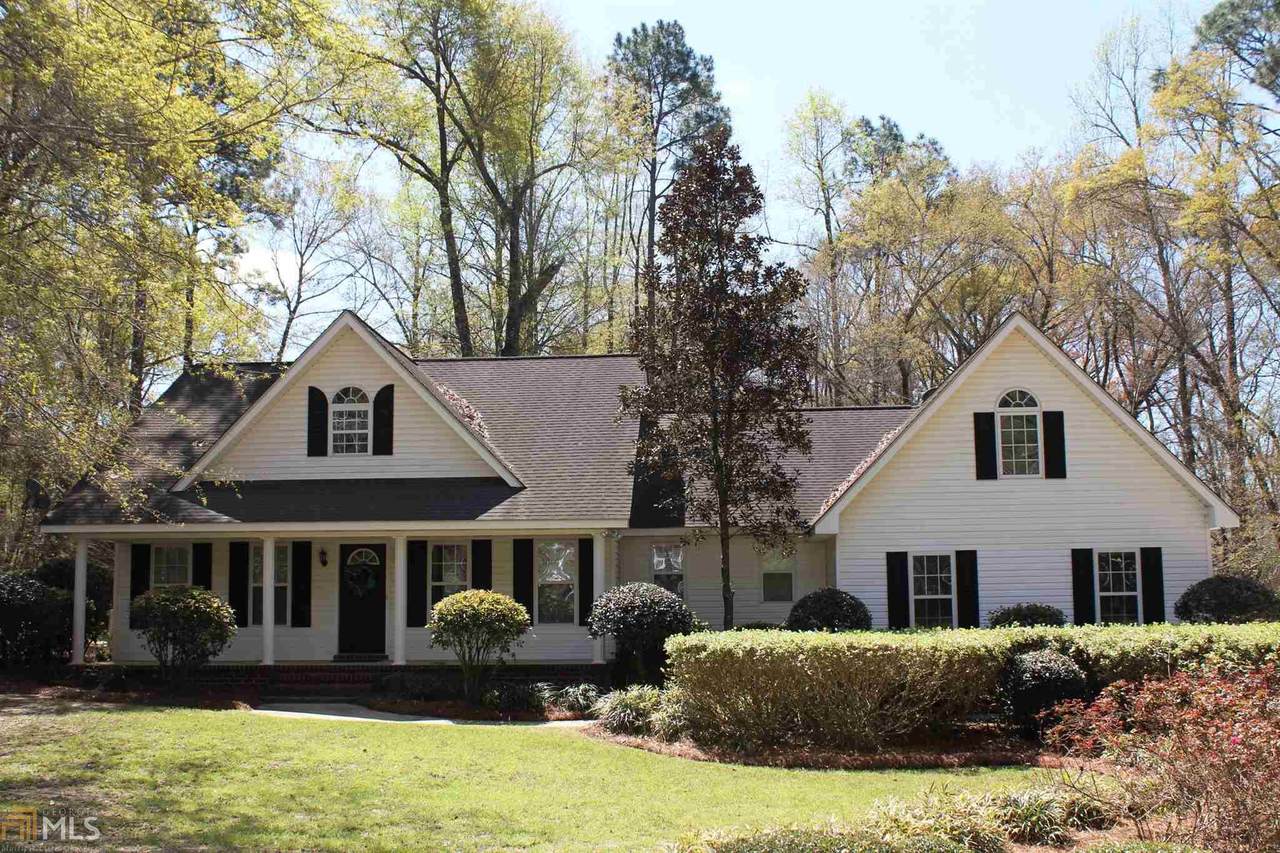 2004 Chestnut Ct - Photo 1