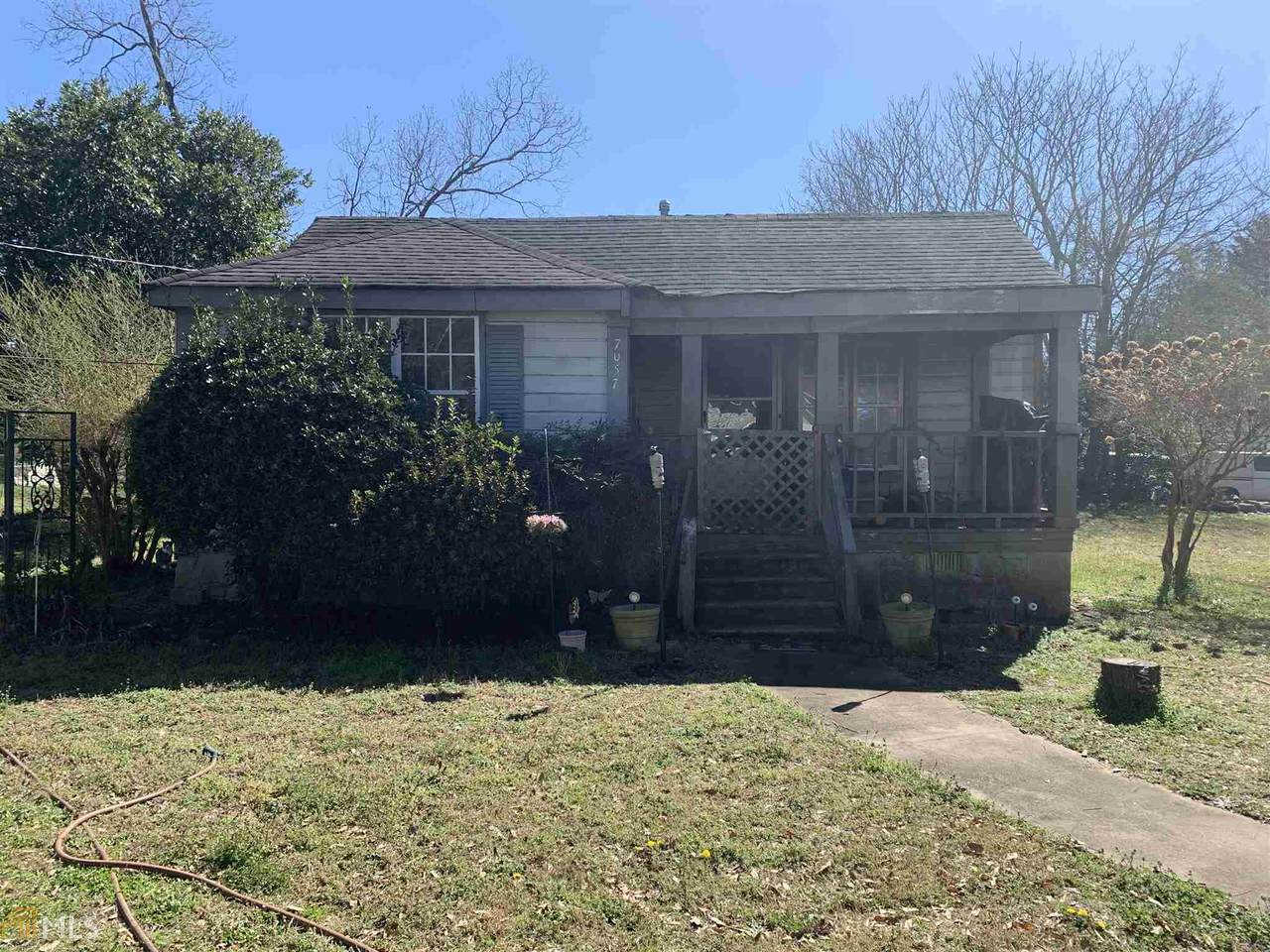 7057 Pine Mountain - Photo 1