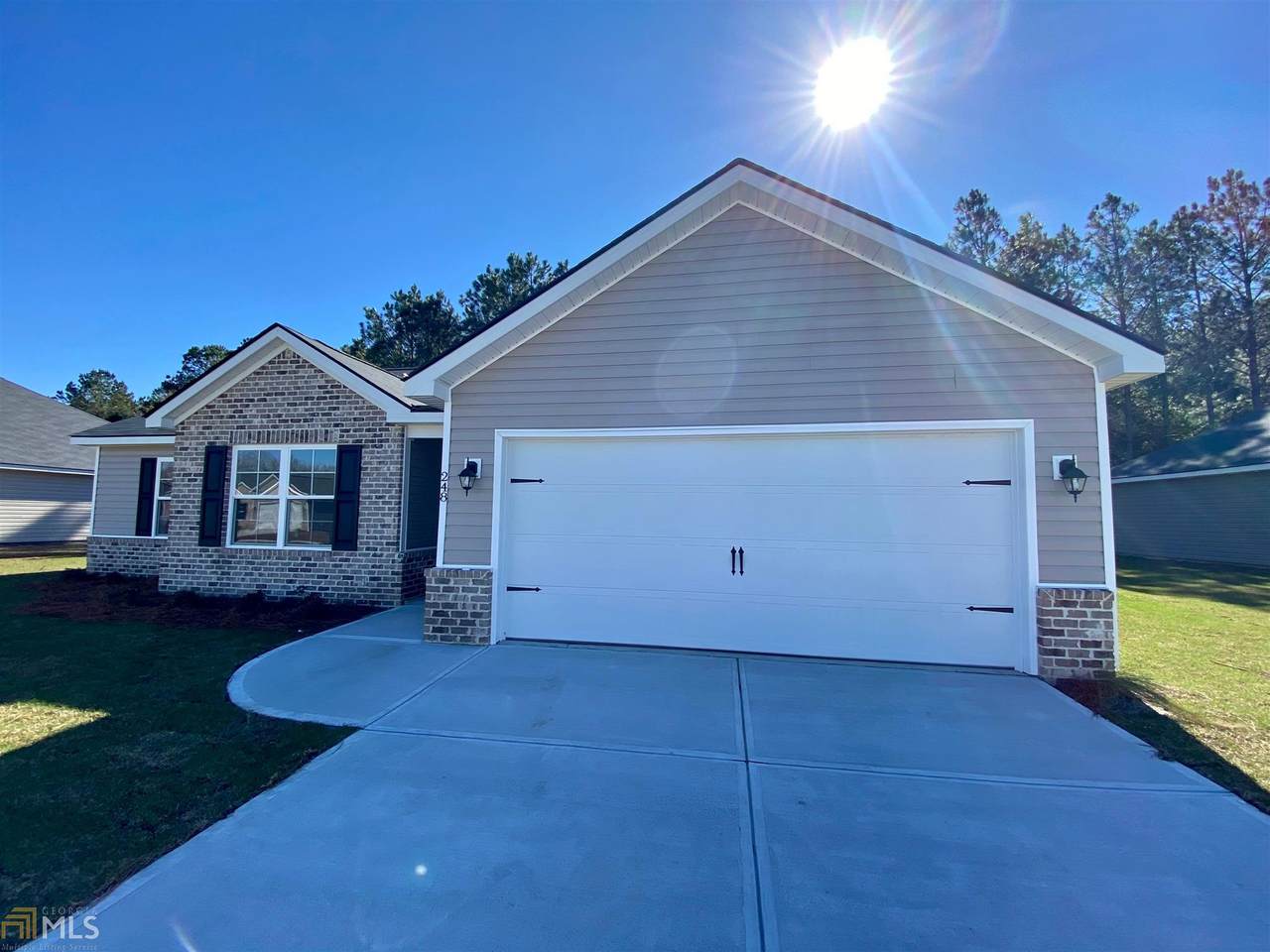 240 Willis Way - Photo 1