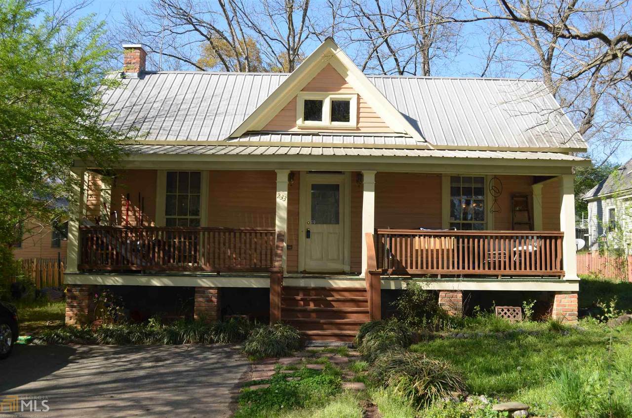 233 Rocksprings St - Photo 1