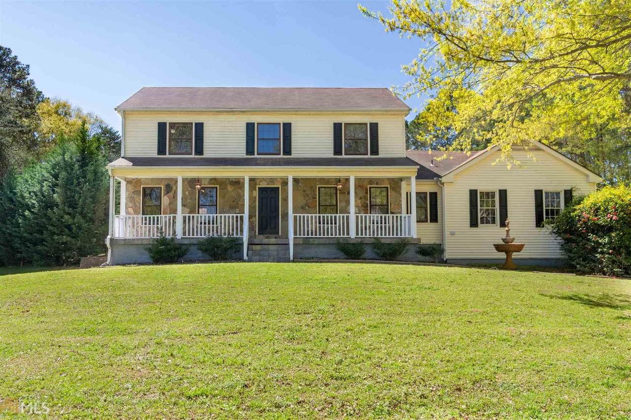 1875 Rockdale Cir - Photo 1