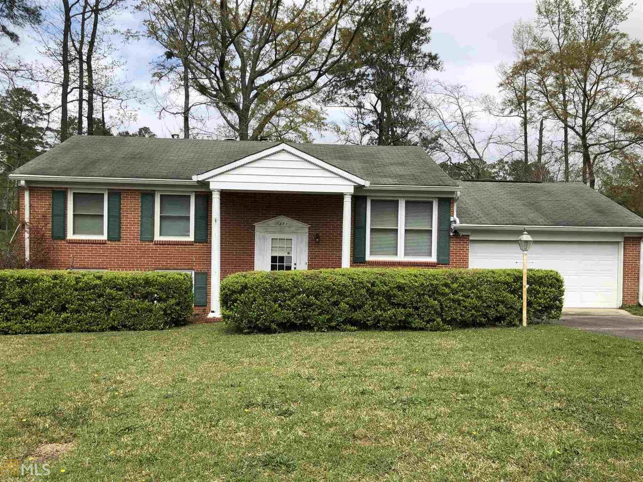 1271 Timberlane Dr - Photo 1