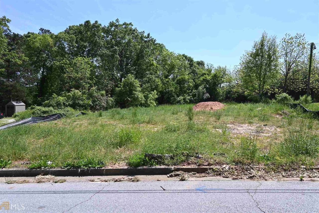 168 Whiteline St - Photo 1