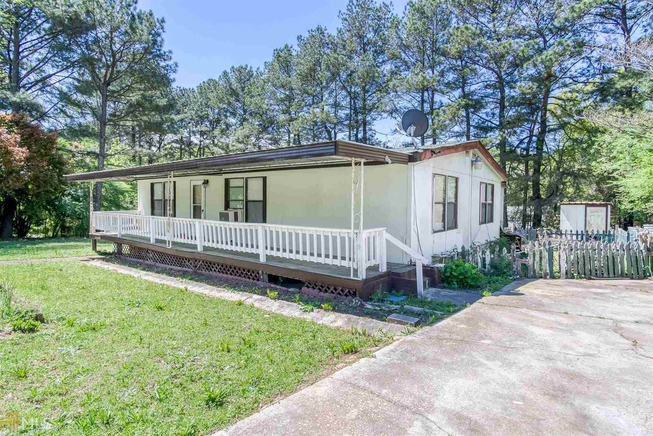 1307 Elm Cir - Photo 1
