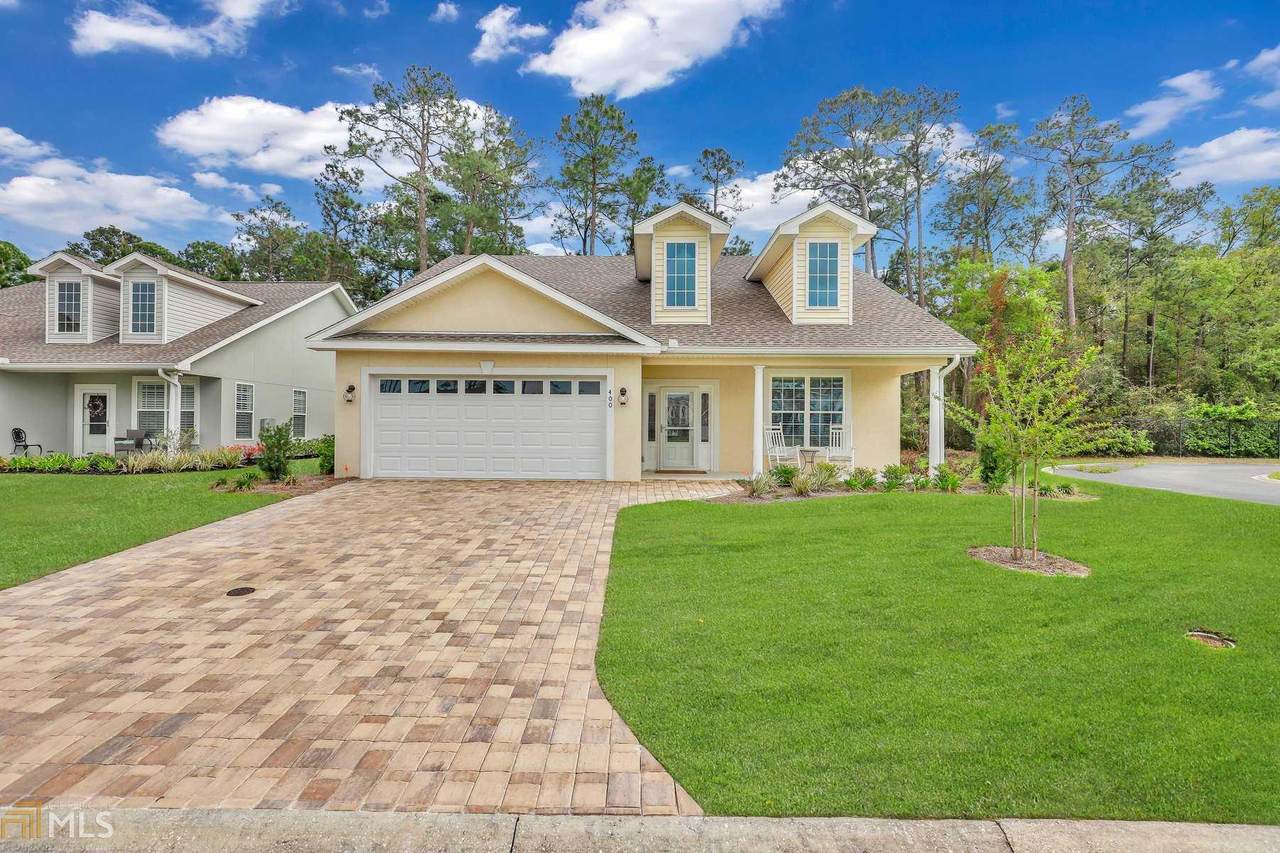 400 Lakespur Ln - Photo 1