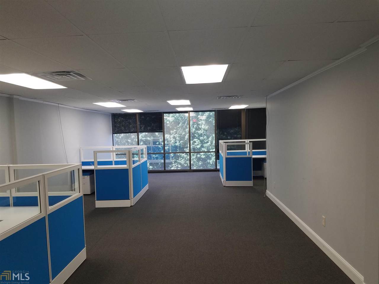 5725 Buford Hwy - Photo 1