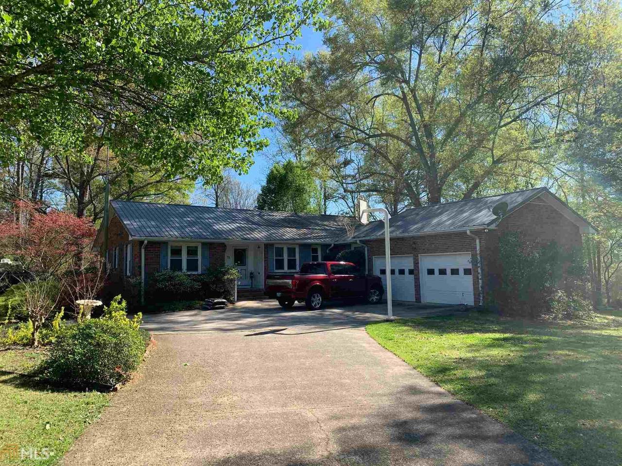75 Olive Ct - Photo 1