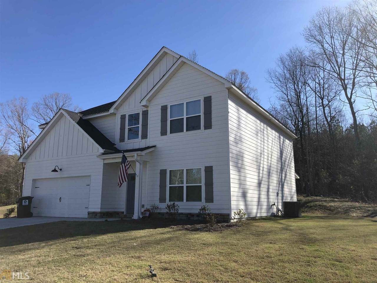 273 Randall Dr - Photo 1