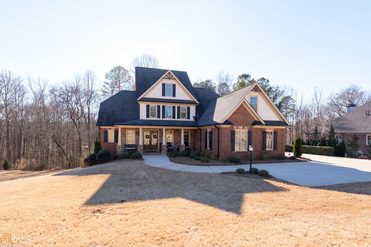 2070 Gentry Ln - Photo 1