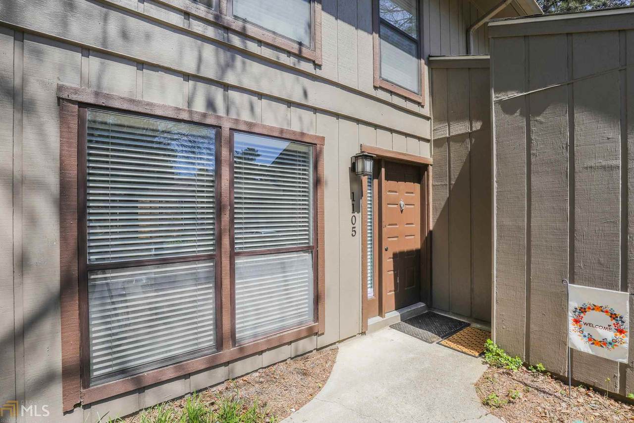 1105 Cumberland Ct - Photo 1