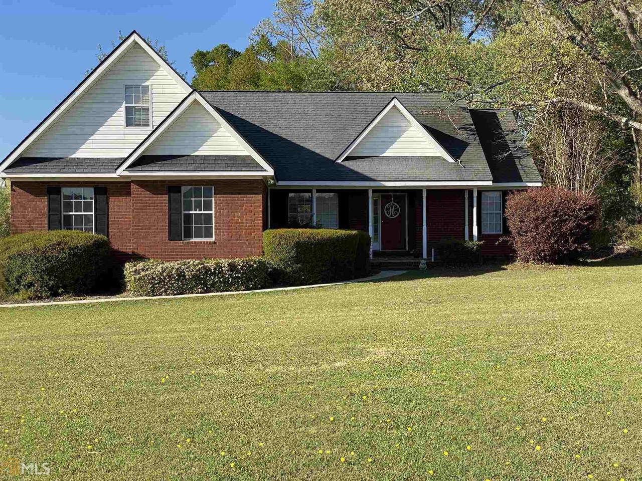1403 Buckingham Ct - Photo 1