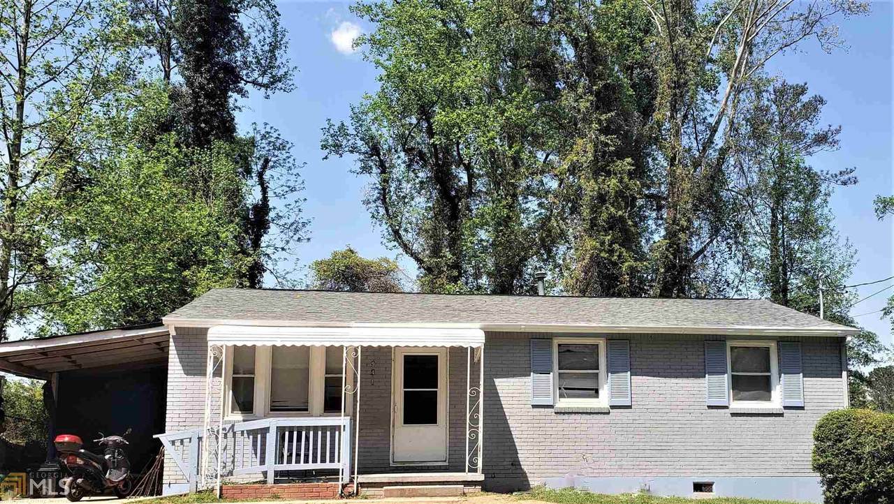 941 Fairburn - Photo 1