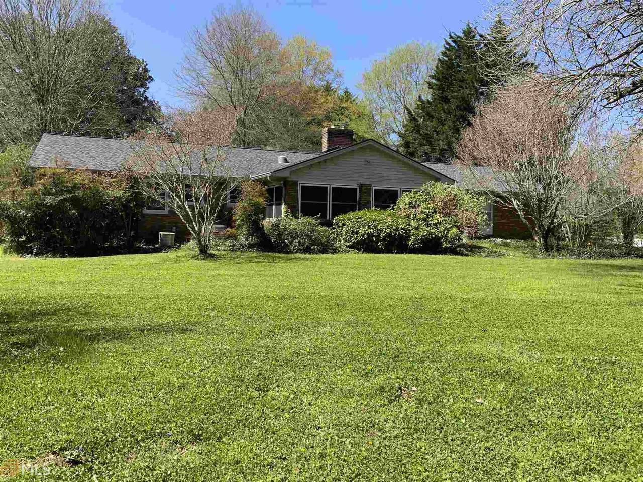 416 Lakeview Hts - Photo 1