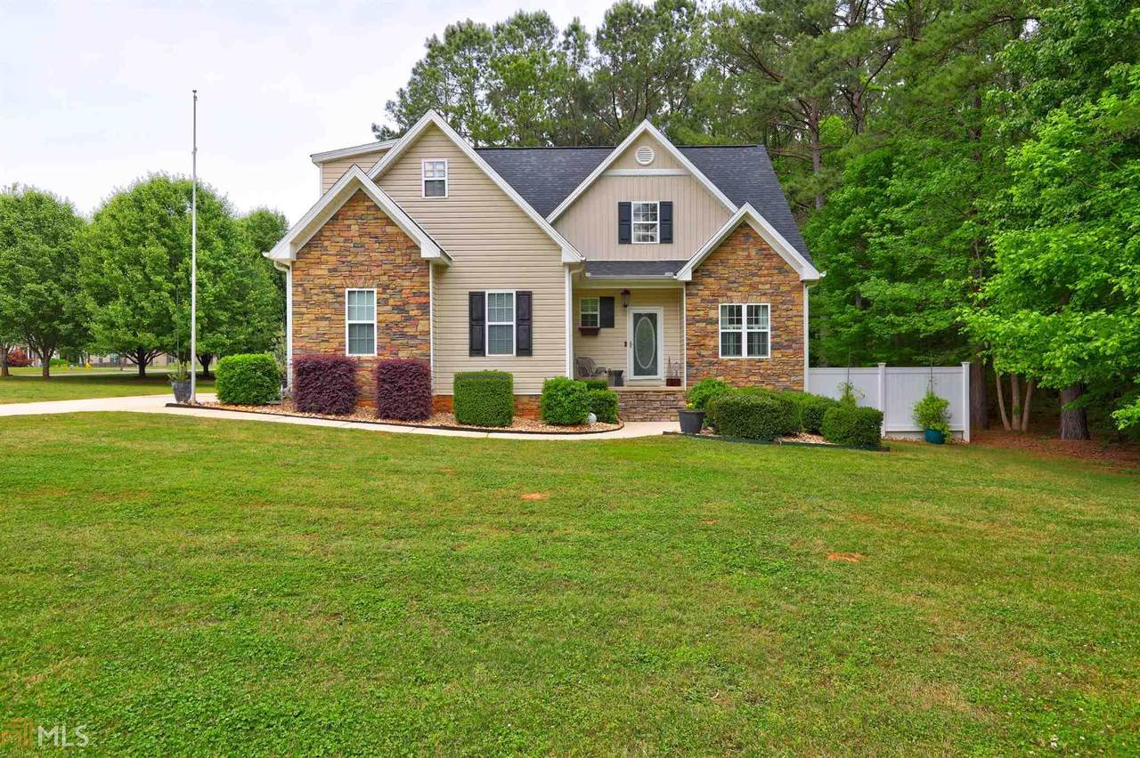 503 Kaitlin Cir - Photo 1