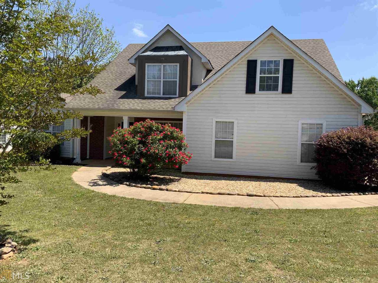 225 Berkshire Dr - Photo 1