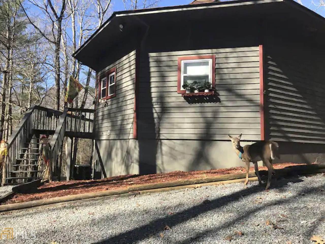 1572 Newport Dr - Photo 1