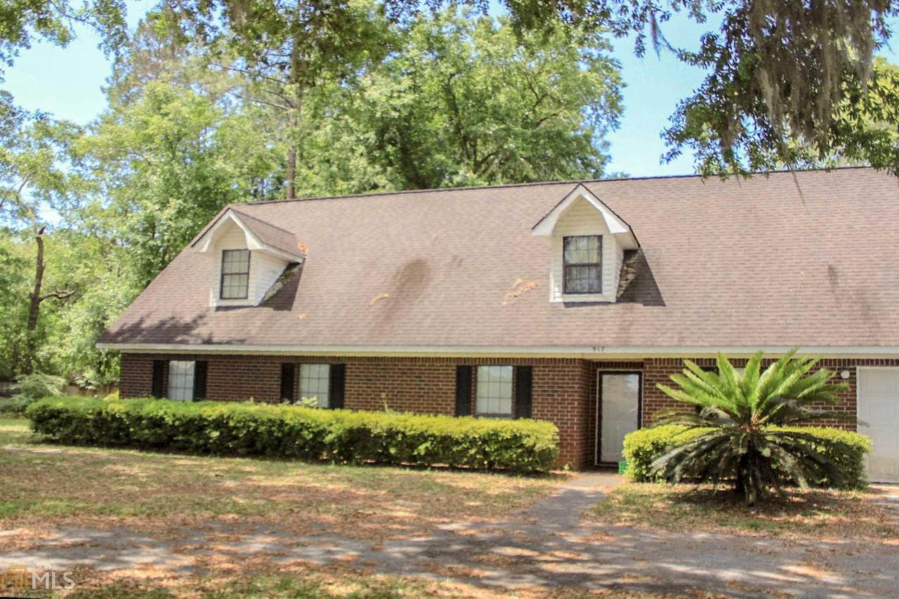 917 Hollywood Dr - Photo 1