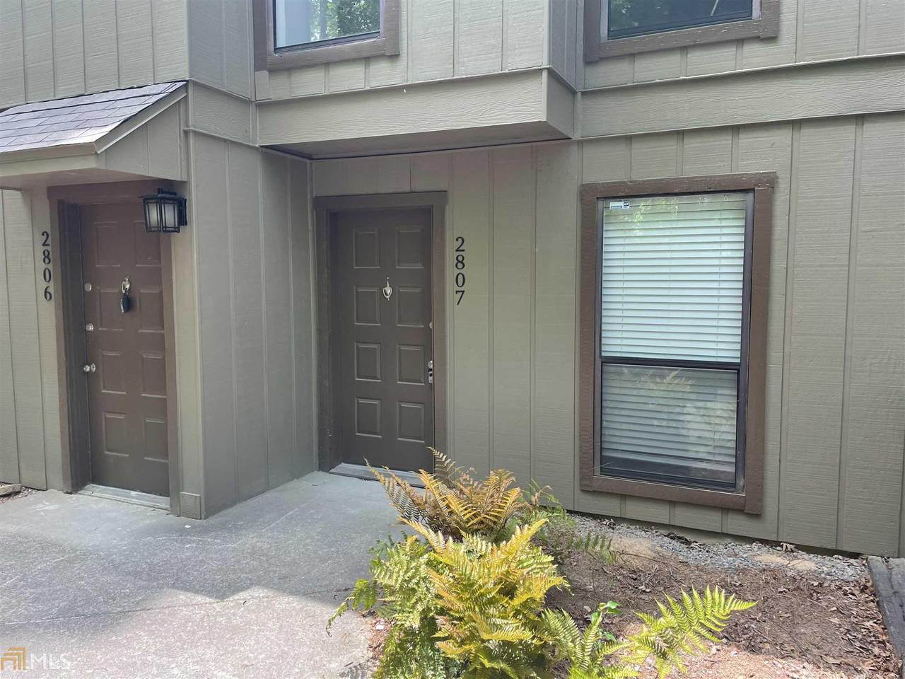 2807 Cumberland Ct - Photo 1