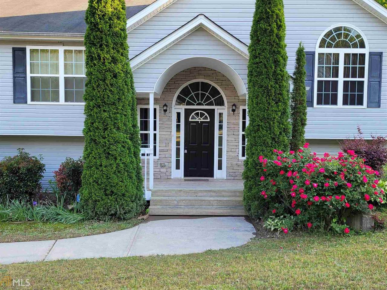 262 Stonehenge Dr - Photo 1