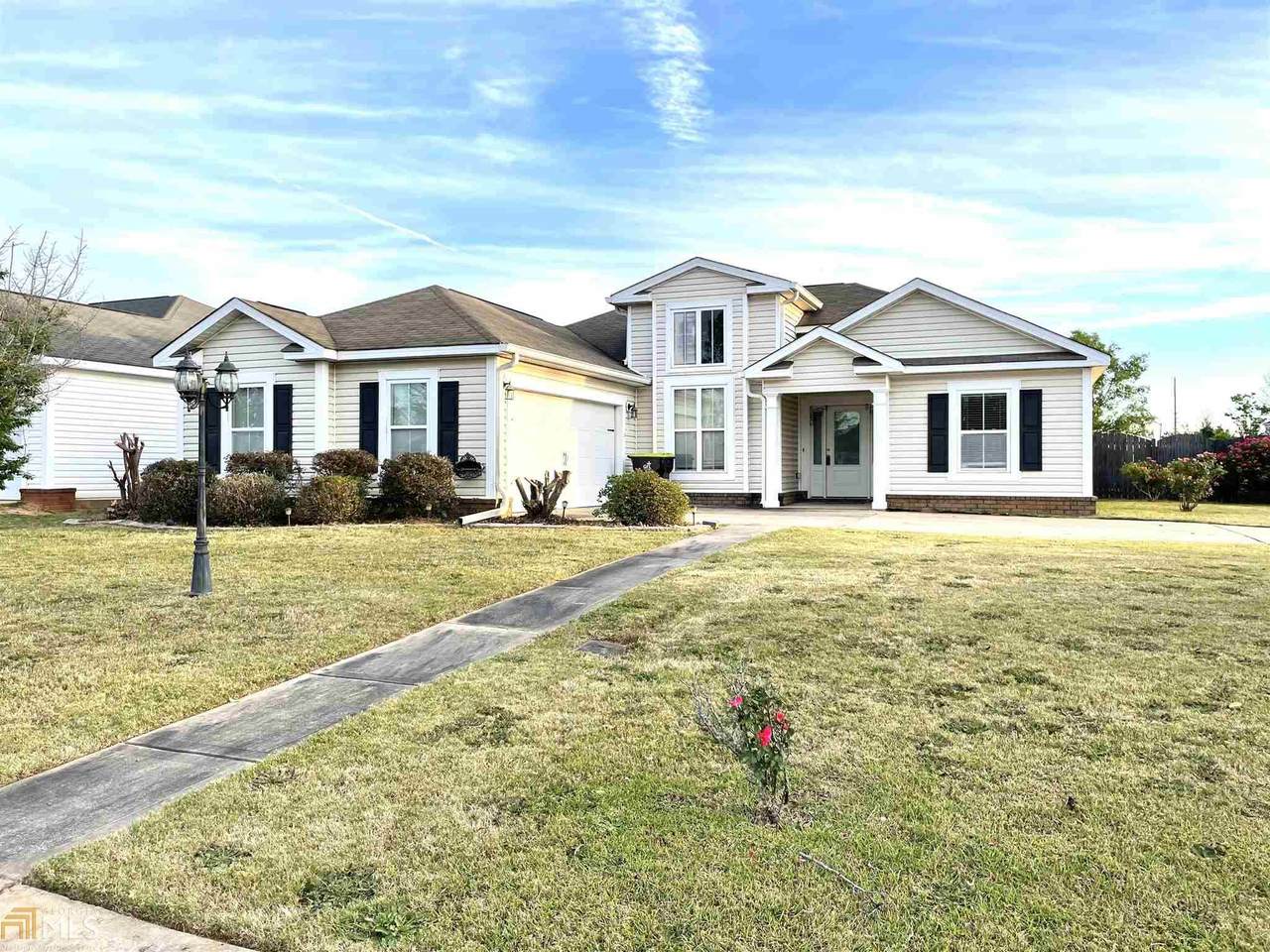 101 Edgarton Way - Photo 1