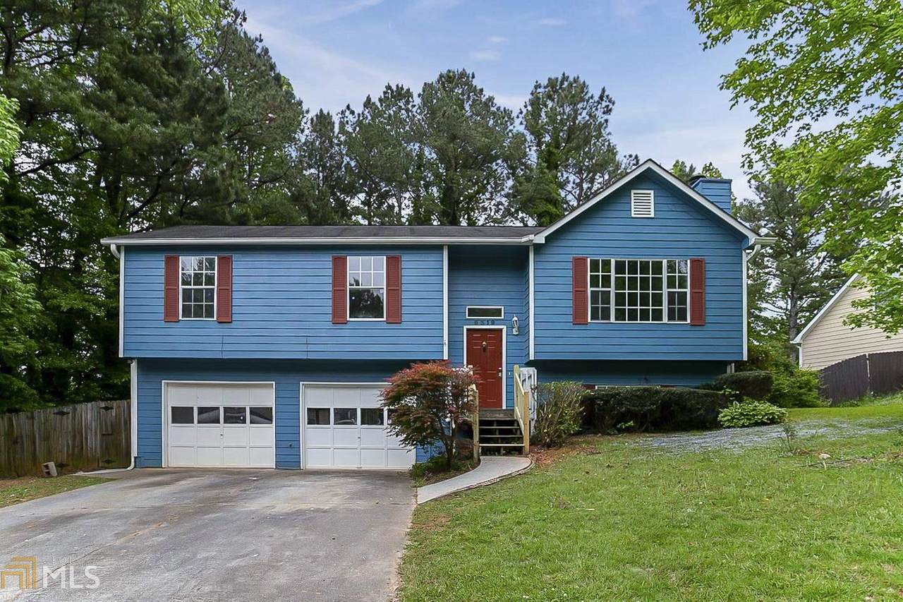 6319 Hillview - Photo 1