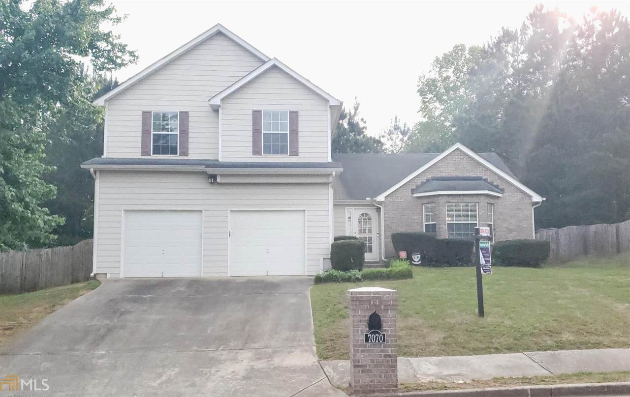 7070 Cavender - Photo 1