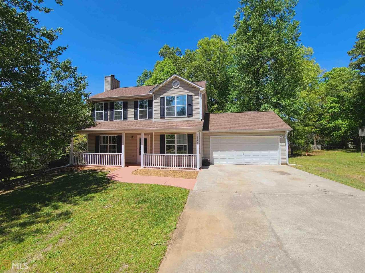 2040 Amberly Glen Way - Photo 1