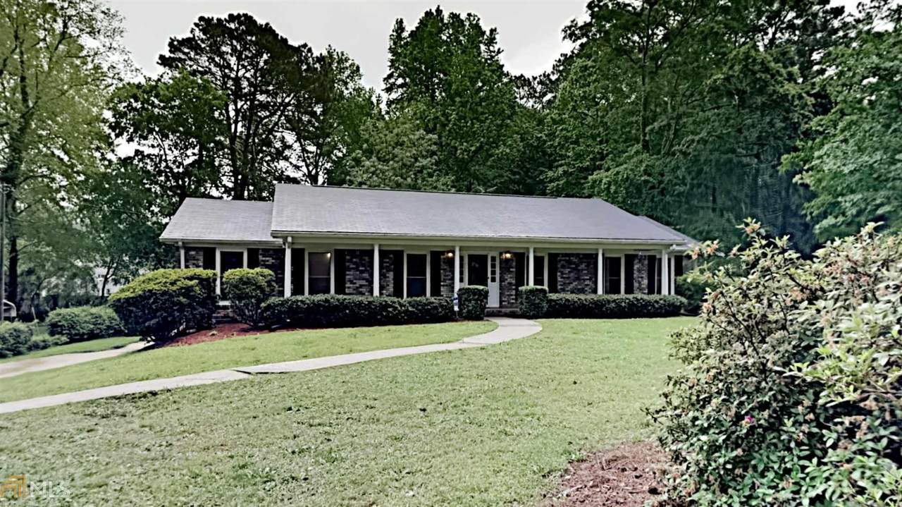 545 Forrest Ave - Photo 1