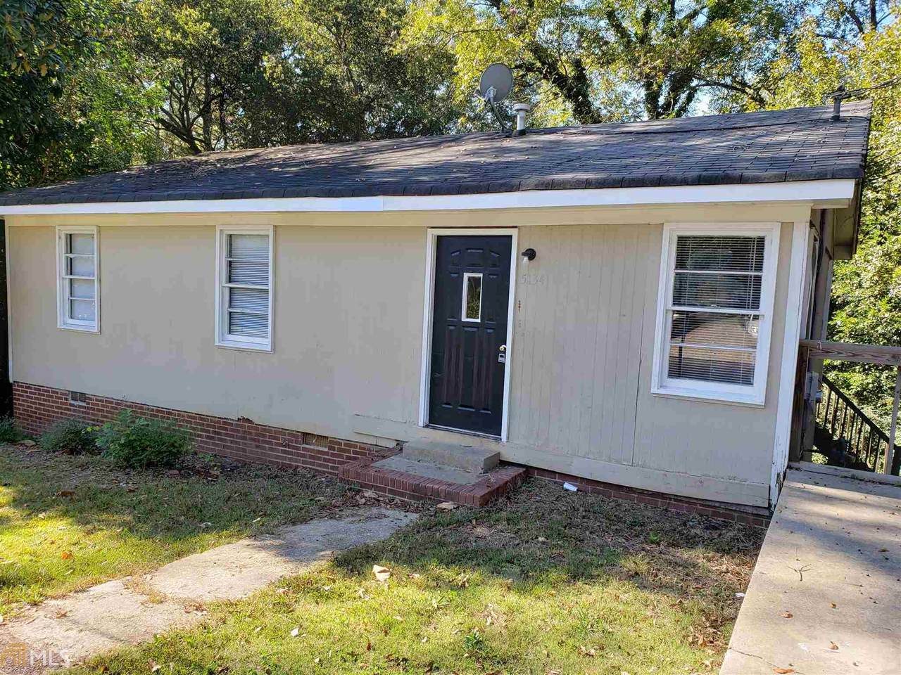 5134 Hill St - Photo 1