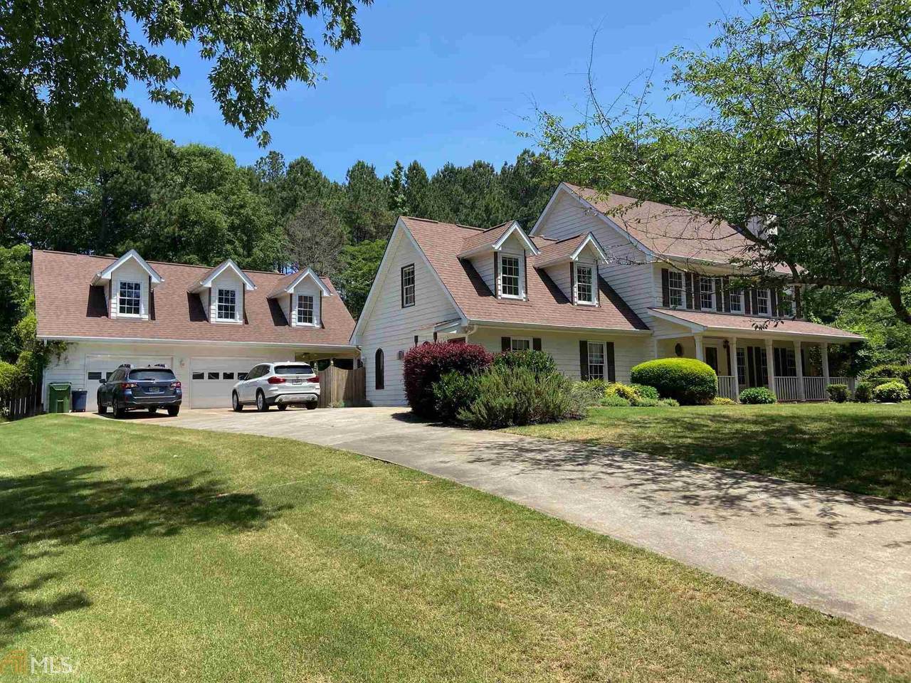 348 Crescent - Photo 1