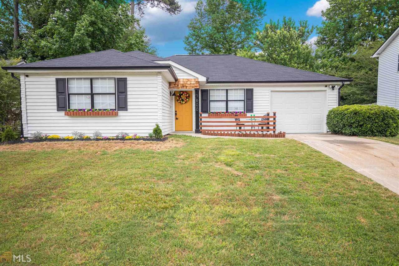1600 Peachcrest Cv - Photo 1