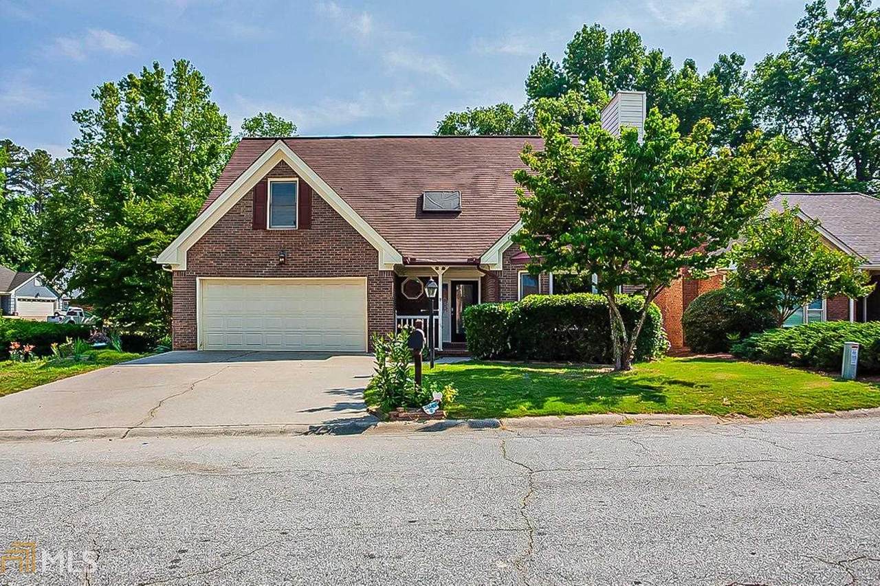 2585 Lakewind - Photo 1