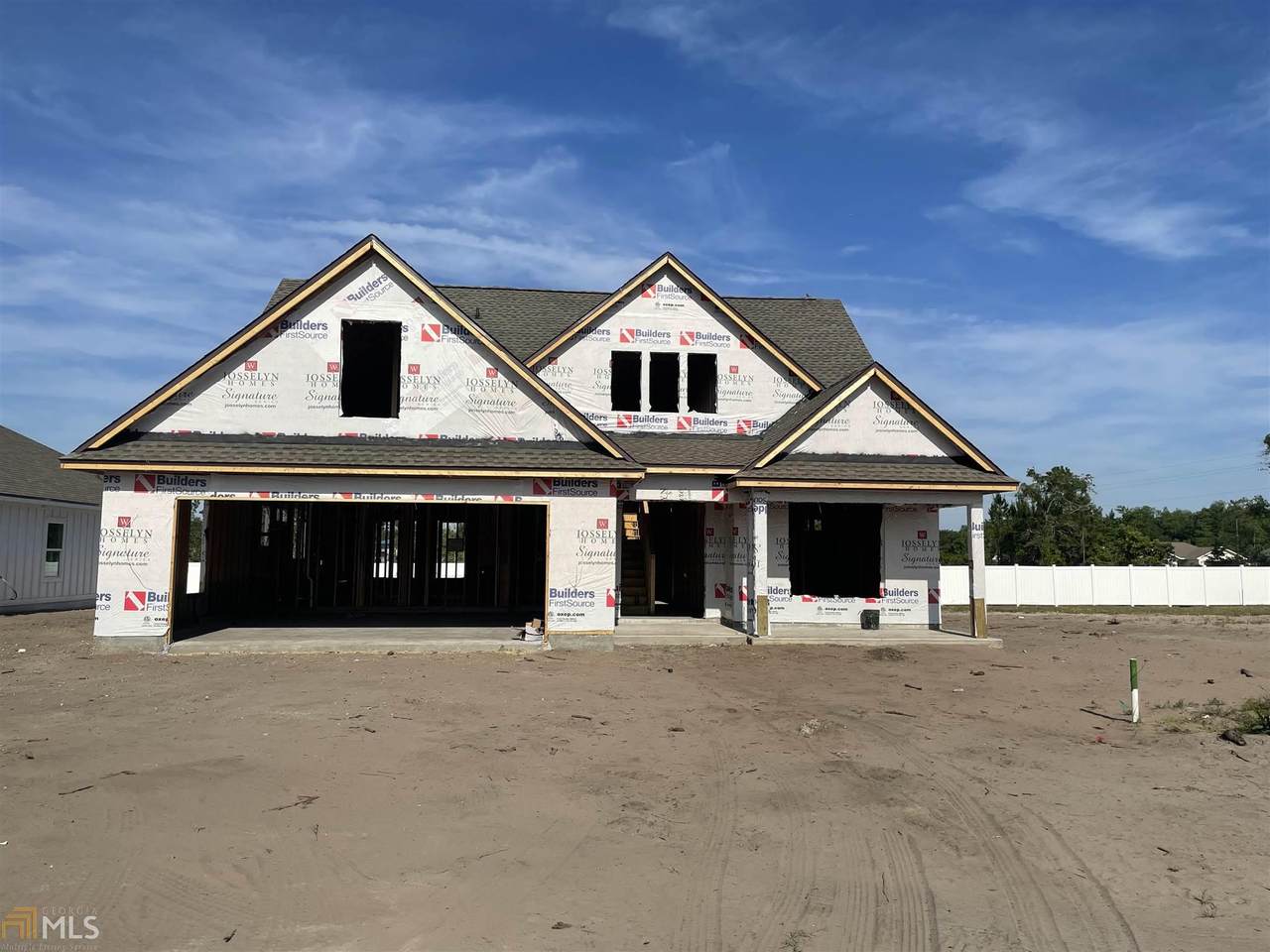 104 Pomegranate St - Photo 1