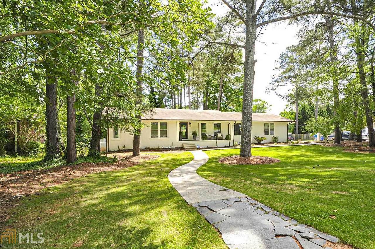 994 Redbud Ln - Photo 1
