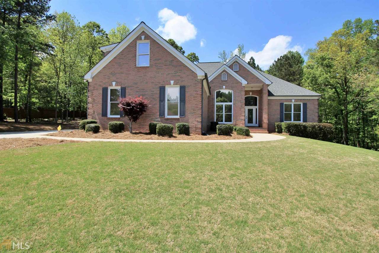 235 Stanley Ct - Photo 1