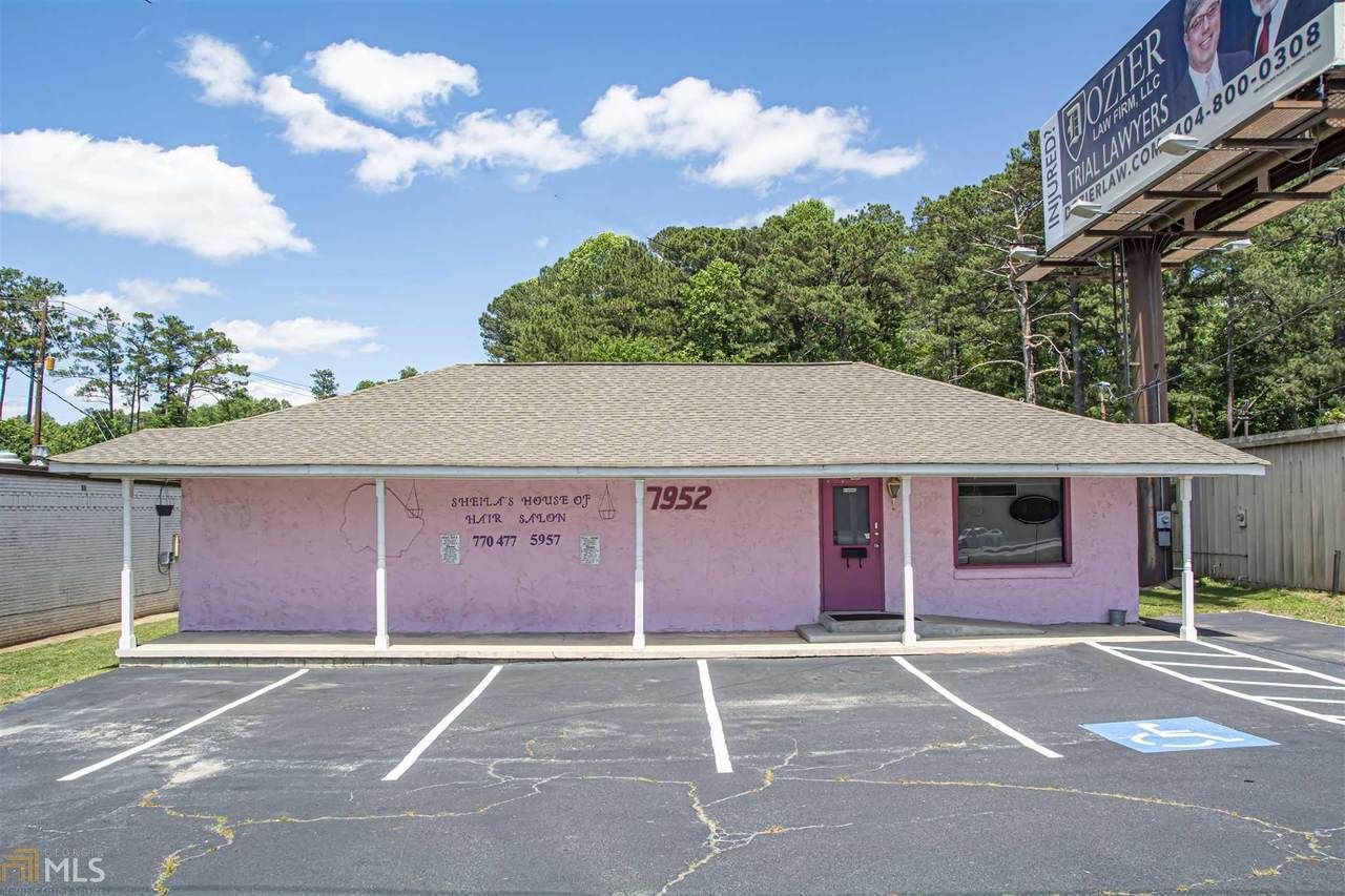 7952 Main St - Photo 1