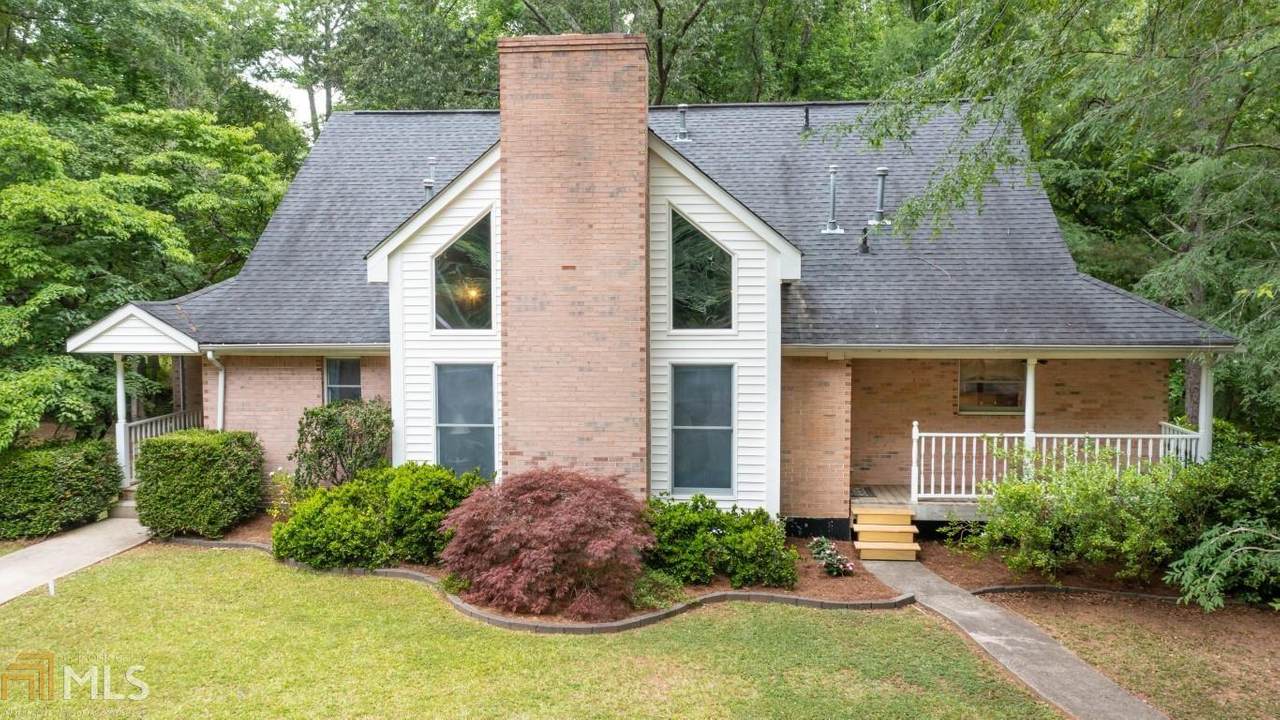 20 Westwood Dr - Photo 1